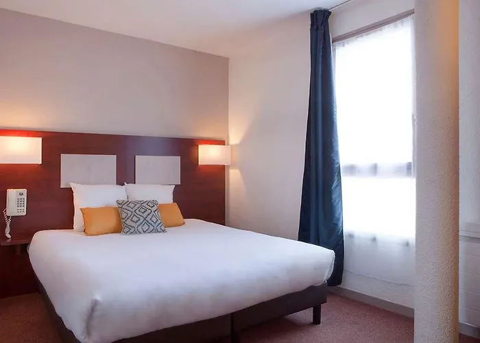 Og Novellanantes Centre Gare 2*