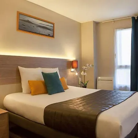 Og Novellanantes Centre Gare 2*